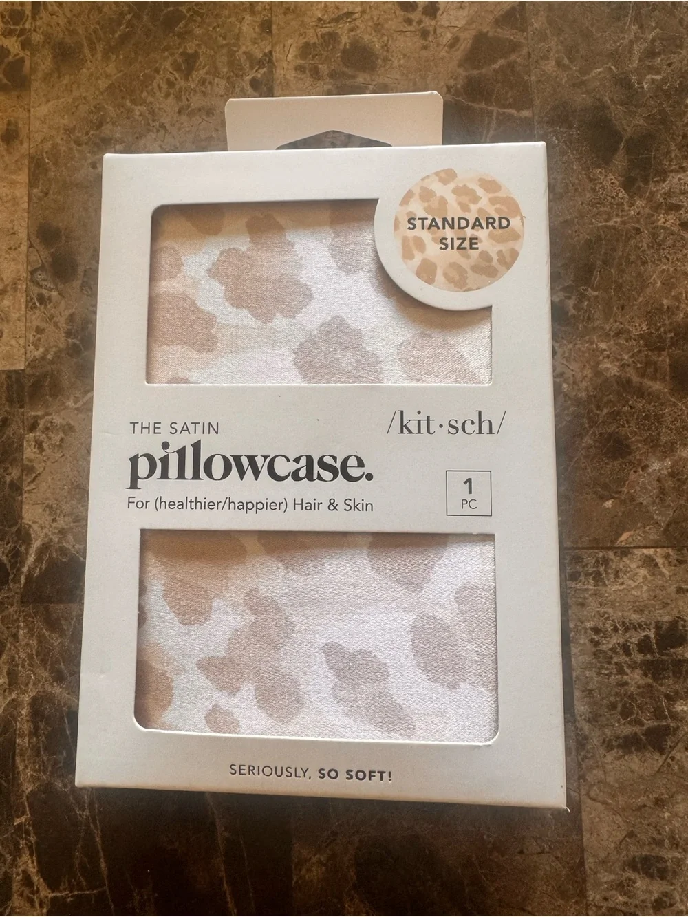 Kitsch Satin Pillowcase - Beige & White Leopard Print - New In Box